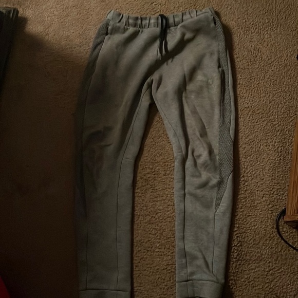 Grey puma pants - Picture 1 of 1